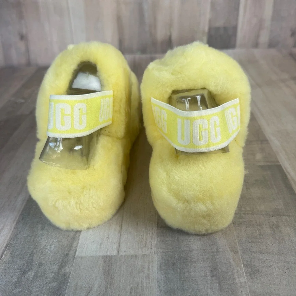 NEW UGG OH Yeah Youth 5 Yellow Slippers Real Lamb Fur NO BOX